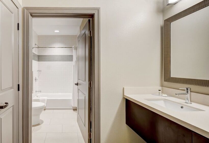 스위트, Staybridge Suites Baltimore   Inner Harbor, An Ihg
