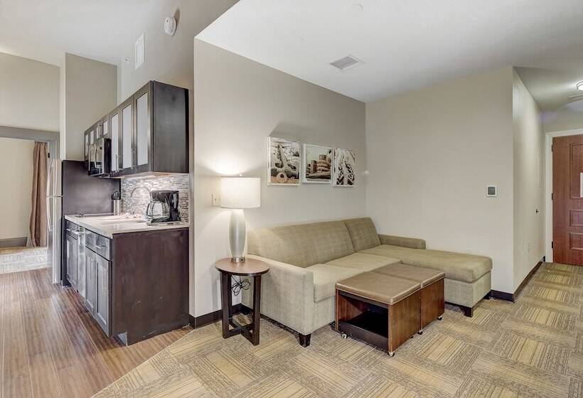 스위트, Staybridge Suites Baltimore   Inner Harbor, An Ihg