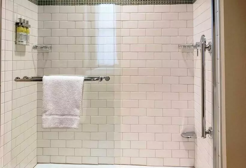 キングサイドベッドのスタンダードワンルーム, Staybridge Suites Baltimore   Inner Harbor, An Ihg