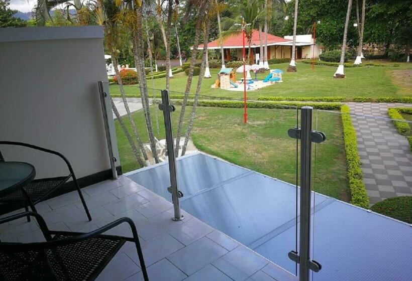 Quarto Quádruplo Estandar, & Villas Tangeri