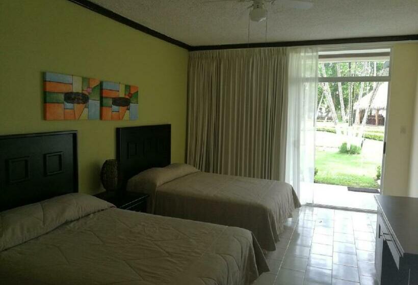 Quarto Quádruplo Estandar, & Villas Tangeri