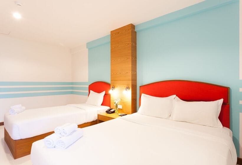 חדר דלוקס לשלושה, We Briza Hotel Chiangmai