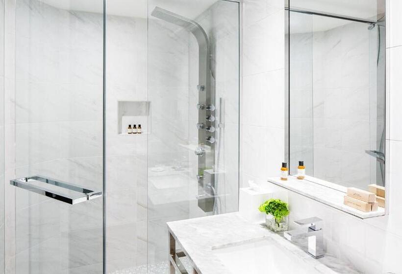 Люкс Deluxe Кровать Кинг, William Gray By Gray Collection