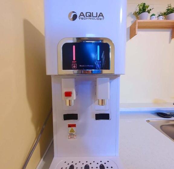 스탠다드 스튜디오, Happy Garden Guesthouse