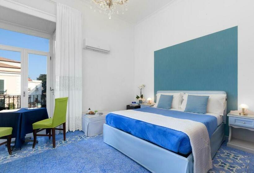 غرفة ديلوكس مزودة بشرفة, Piazza Tasso B&b Relais