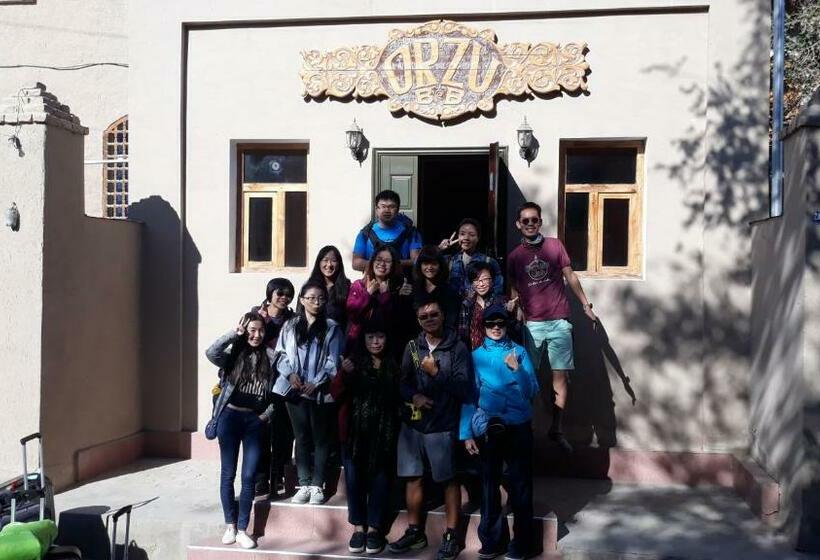 エコノミートリプルルーム, Guest House Orzu