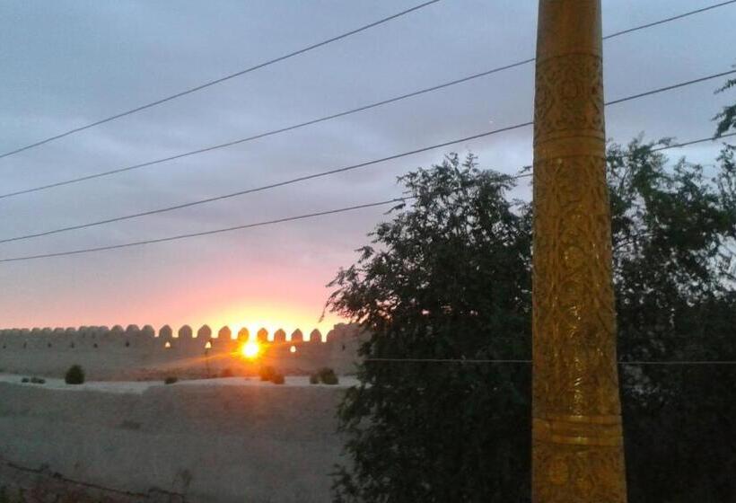 スタンダードシングルルーム, Guest House Orzu