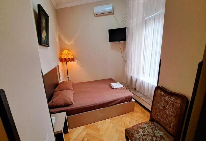 اتاق لوکس, Aisi2