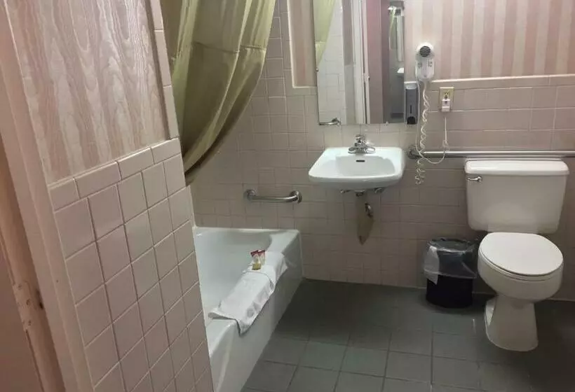 Deluxe-huone King-vuode, Americas Best Value Inn & Suites Boise