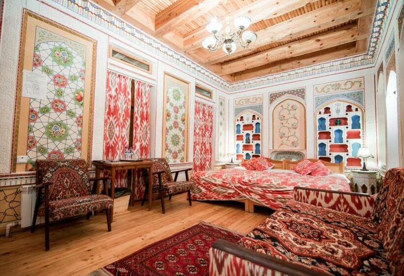 سوییت جونیور, Boutique Hotel Minzifa