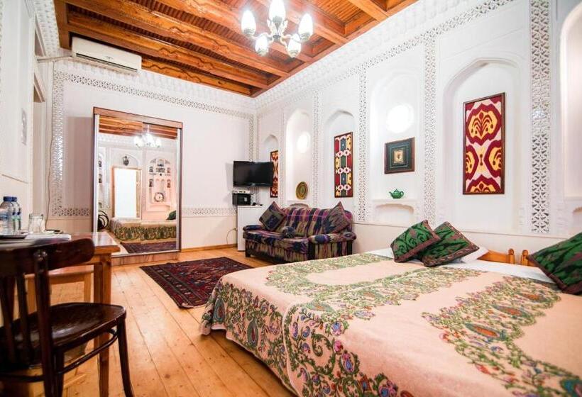 اتاق استاندارد سه نفره, Boutique Hotel Minzifa