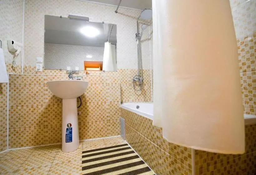 バルコニー付きスタンダードルーム, Boutique Hotel Minzifa