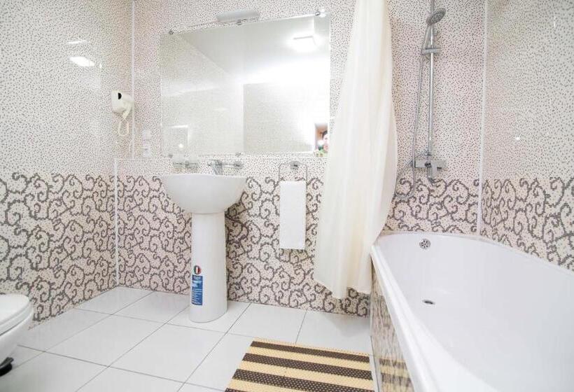 اتاق استاندارد یک نفره, Boutique Hotel Minzifa