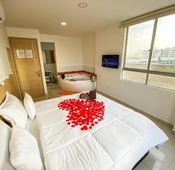 غرفة قياسية مزوَّدة بجاكوزي, Cabreromar By Geh Suites