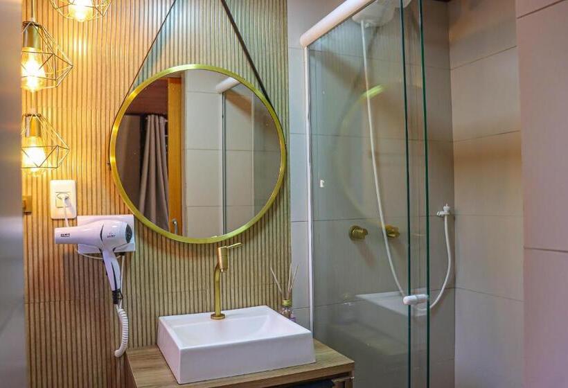 דירת חדר סופריור, Da Inês