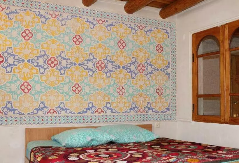 4 Bett Standardzimmer, Emir