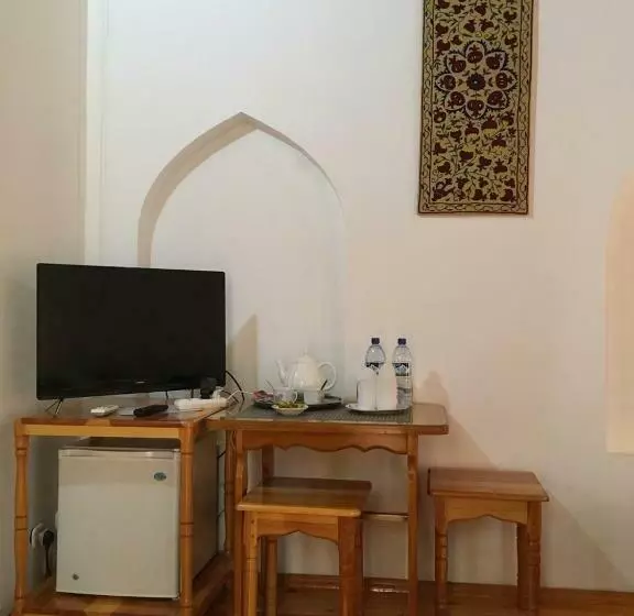 Standardzimmer, Emir