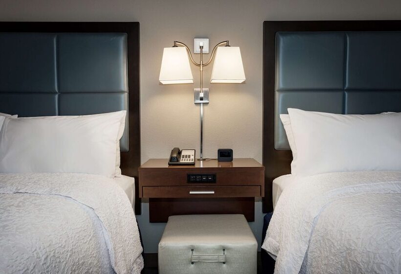 Номер Стандарт 2 Двуспальные Кровати, Hampton Inn Lewiston, Id