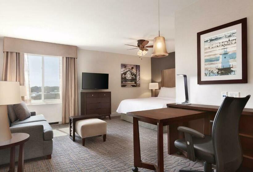 Люкс Кровать Кинг, Homewood Suites By Hilton Burlington