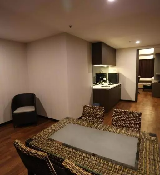 آپارتمان 1 خوابه, Nexus Business Suite