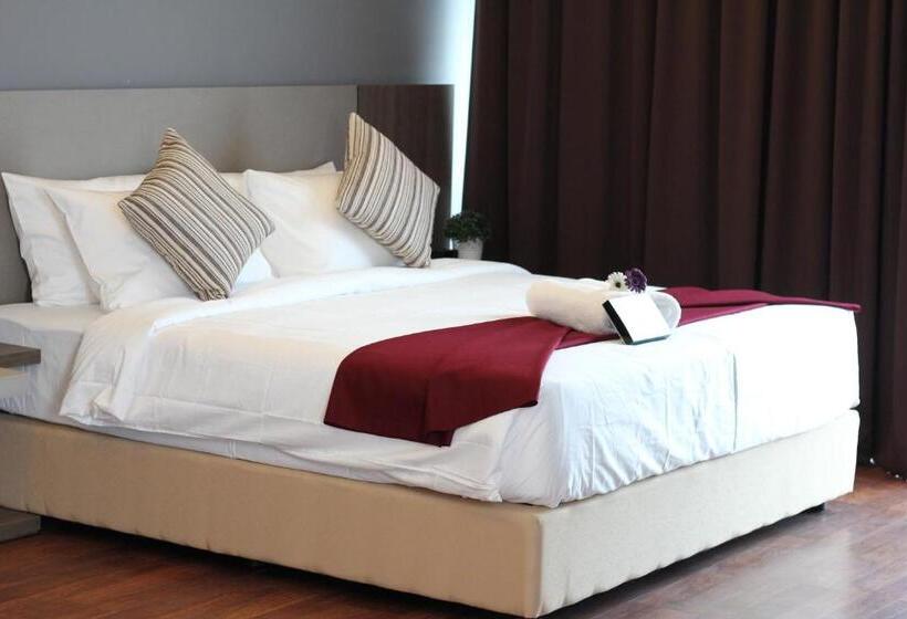 デラックススイート, Nexus Business Suite