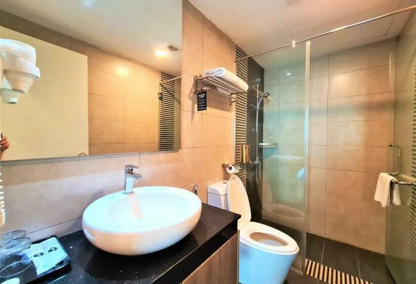 スイート(家族用), Nexus Business Suite