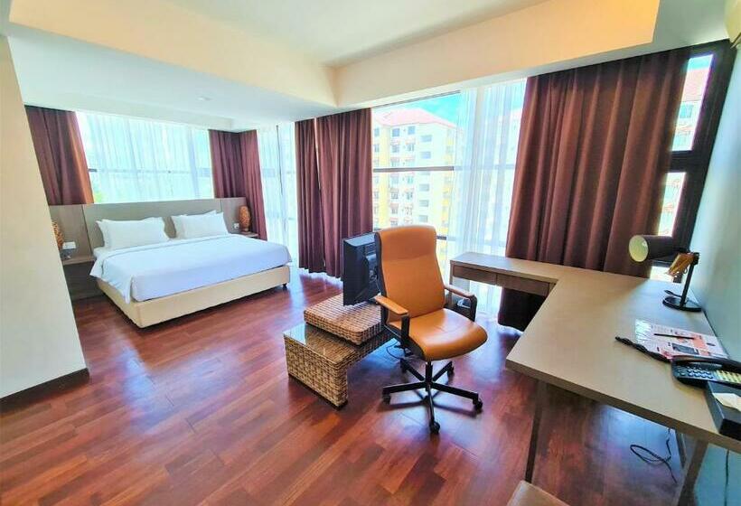Family Suite, Nexus Business Suite