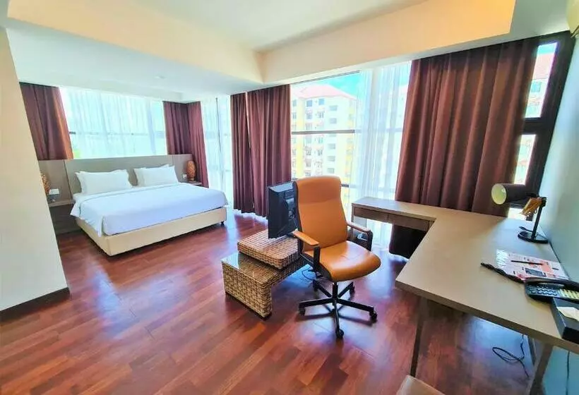 سوییت خانوادگی, Nexus Business Suite