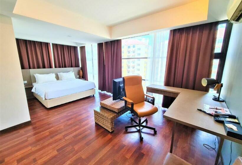 スイート(家族用), Nexus Business Suite