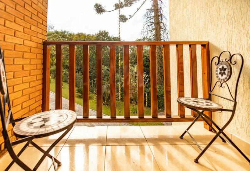 غرفة ديلوكس مزودة بشرفة, Pousada Vila Floratta