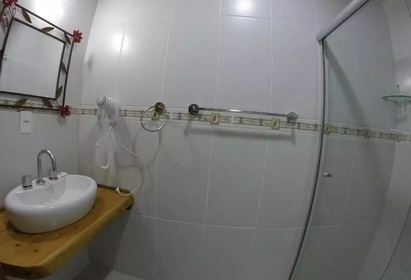 デラックスの４人部屋, Pousada Vila Floratta
