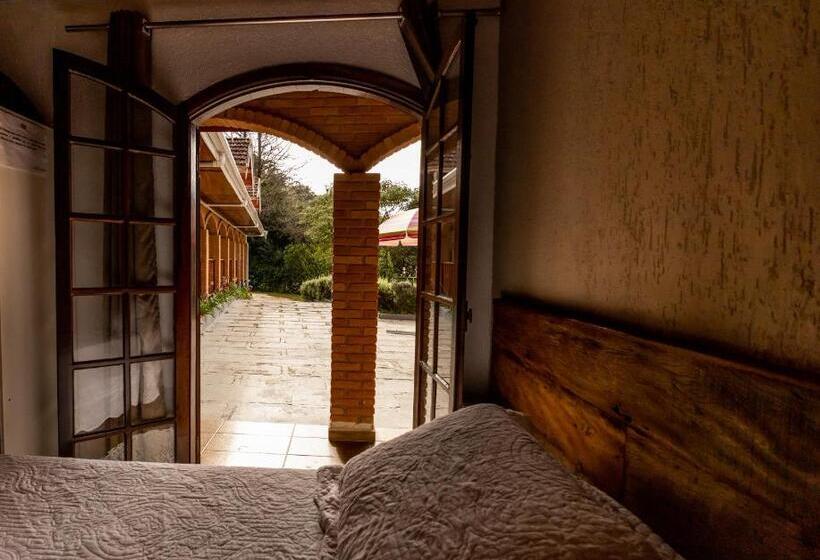 اتاق لوکس, Pousada Vila Floratta