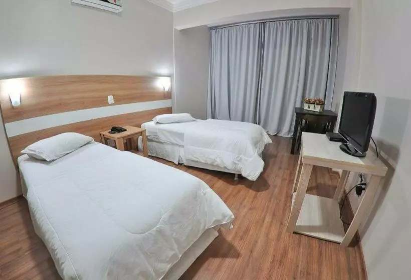 Standard-huone, Turis