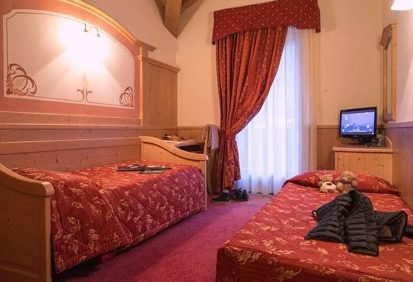 سوییت خانوادگی, Beverly Alps Hotel & Spa