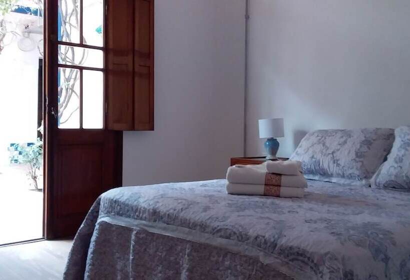 اتاق استاندارد, Viajero Colonia Hostel