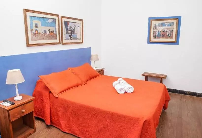 スタンダードシングルルーム, Viajero Colonia Hostel