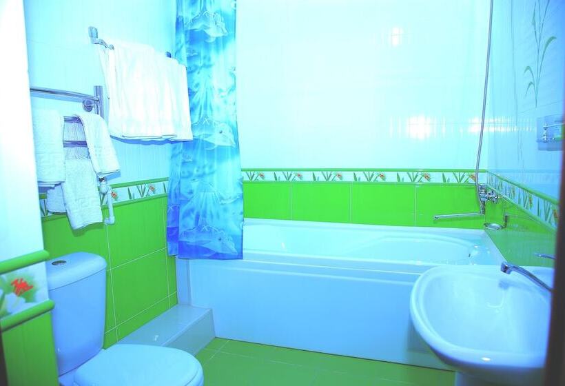 غرفة قياسية ثلاثية, Euro Asia Khiva In Ichan Qala