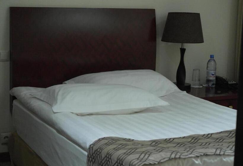 اتاق عادی یک تخته, Tobol