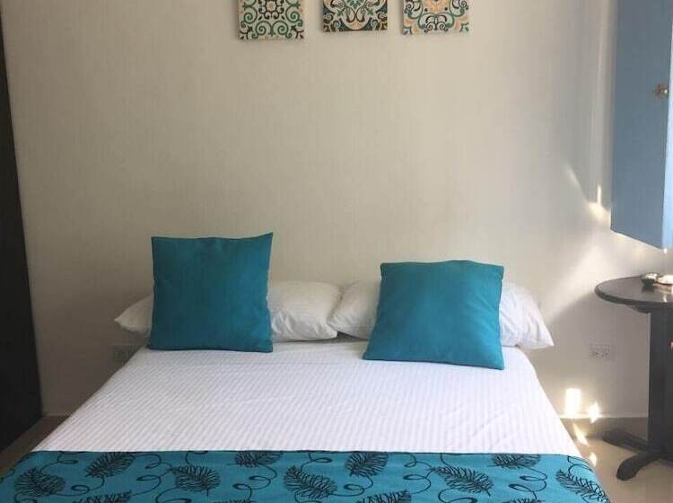 غرفة قياسية, Puerto De Manga