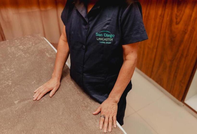 חדר סופריור, San Diego Lancaster Teofilo Otoni