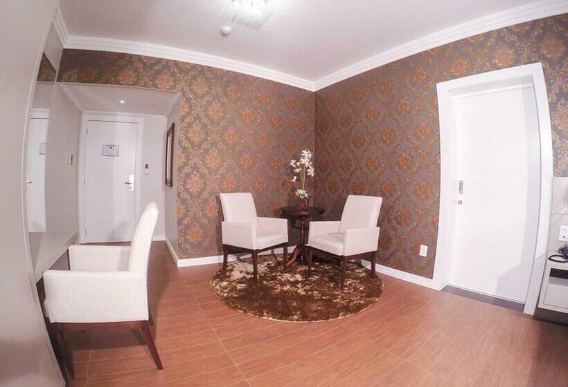 Люкс с гидромассажем, Seville Park