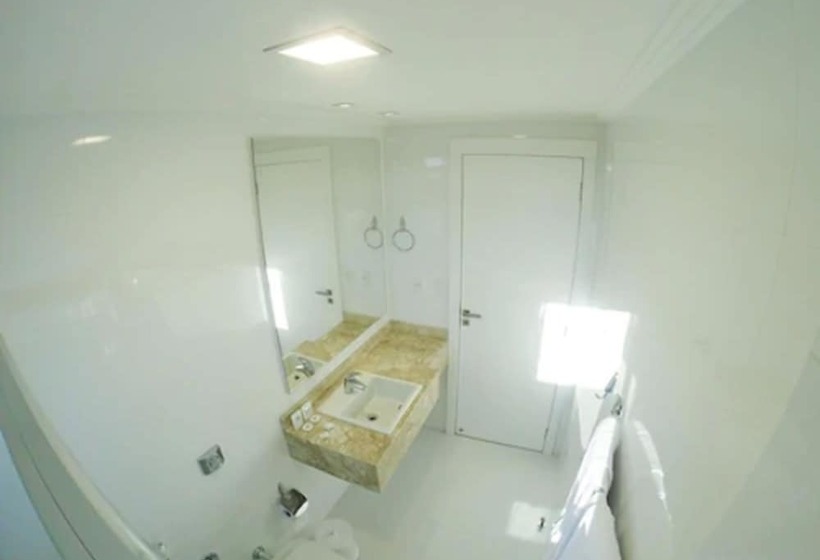 Номер Стандарт, Seville Park