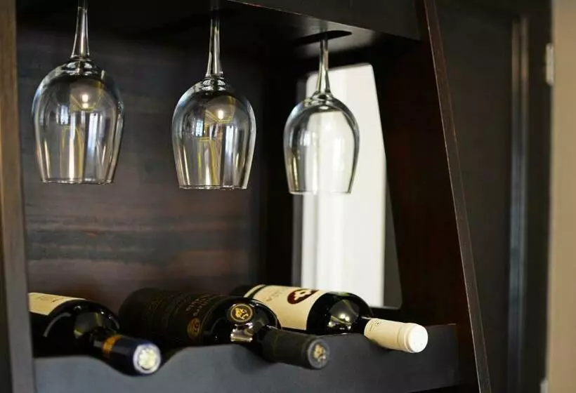 シングルデラックスルーム, Sommelier Boutique