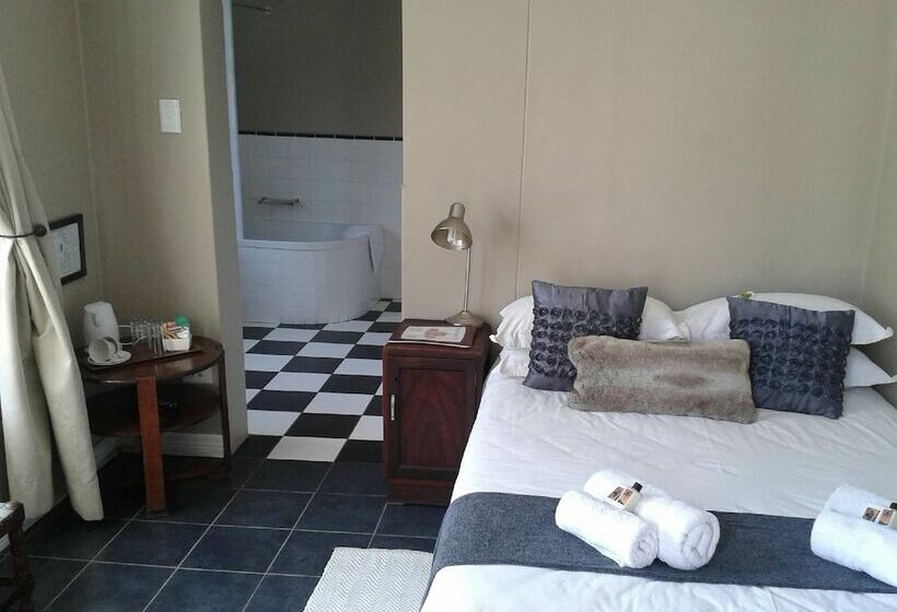 اتاق استاندارد, 1932 House