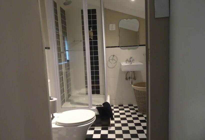 اتاق استاندارد, 1932 House