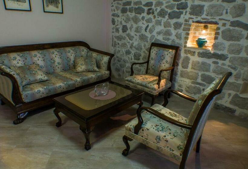 سوییت با چشمانداز دریا, Casa Del Sol Rozalija Luxury Rooms