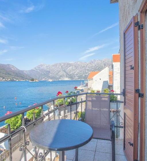 キングサイズベッドのデラックスルーム, Admiral