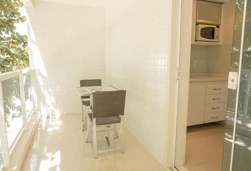 수피리어 스위트, Angra Beach