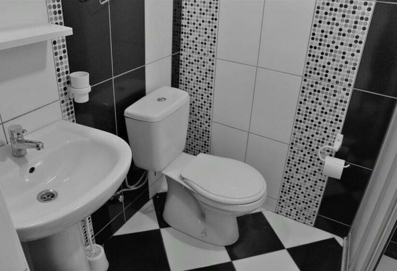 Номер Стандарт Трехместный, Durak