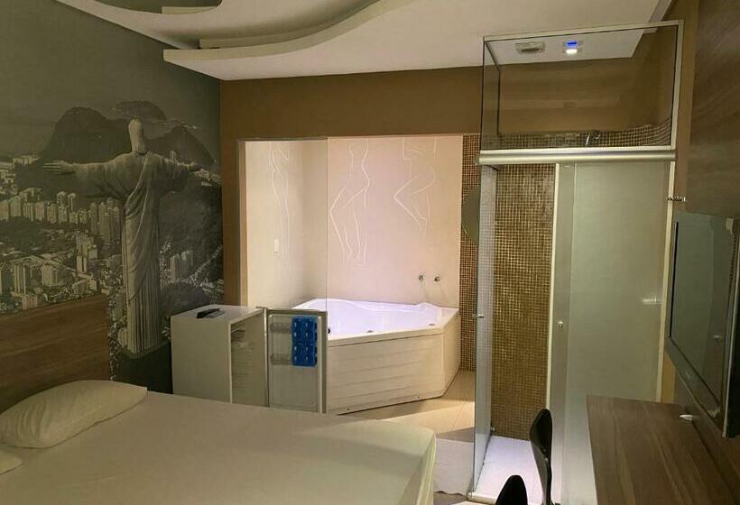 سوییت لوکس, Flex Inn Hotel   Adults Only